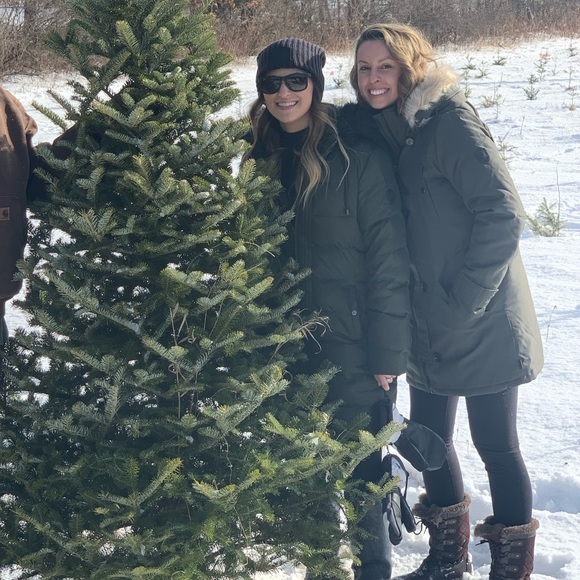 Clothes, Shoes, Jewelry & home decor - Picture 2 of 4